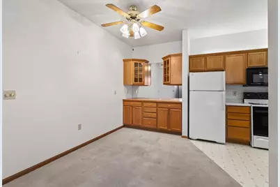 N43W32907  Rasmus Rd #6C, Nashotah, WI 53058 - Photo 7