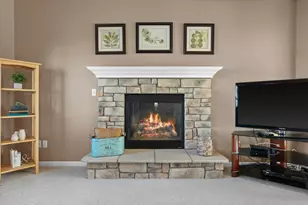 227 Shore Cir, Oconomowoc, WI 53066 - Photo 9