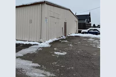 328 W Sunset Dr #330, Waukesha, WI 53189 - Photo 5