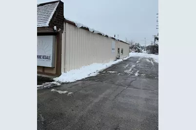 328 W Sunset Dr #330, Waukesha, WI 53189 - Photo 3