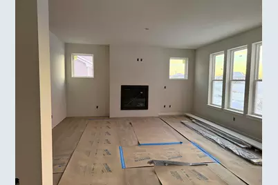 9607 S Bergamont Dr, Franklin, WI 53132 - Photo 5