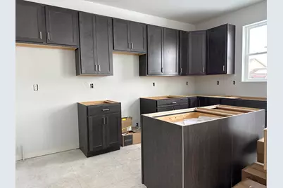 3755  Perennial Pkwy, Racine, WI 53126 - Photo 5