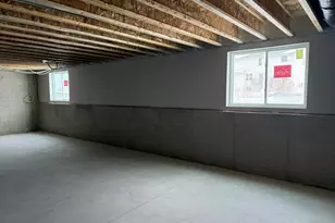 3755 Perennial Pkwy, Racine, WI 53126 - Photo 11