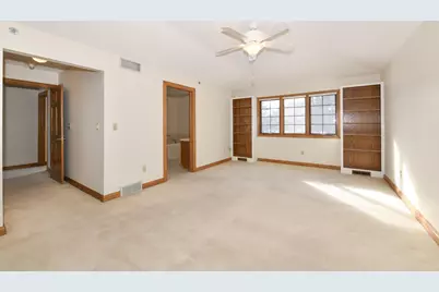 655  Machenry Cir #B, Brookfield, WI 53045 - Photo 23