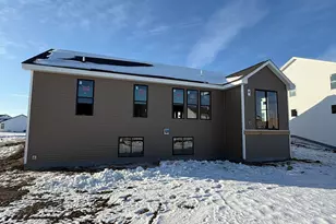 3747 Perennial Pkwy, Racine, WI 53126 - Photo 5