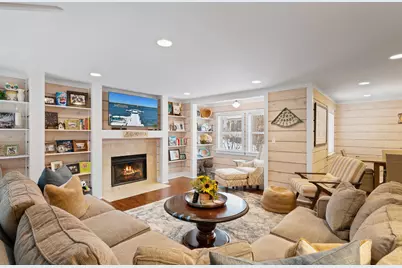 776 S Lakeshore Dr #R, Fontana, WI 53125 - Photo 9