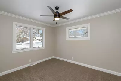14225  Forest View Ln, Brookfield, WI 53005 - Photo 23