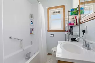 6654 W Constance Ave, Milwaukee, WI 53218 - Photo 35