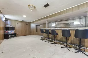 6654 W Constance Ave, Milwaukee, WI 53218 - Photo 21