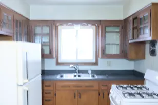 6659 N 52nd St, Milwaukee, WI 53223 - Photo 9