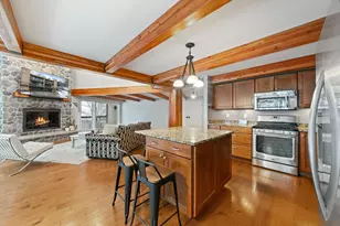 850 Hillside Dr, Fontana, WI 53125 - Photo 19