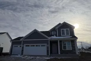 N50W19473 Tamarind Wy, Menomonee Falls, WI 53051 - Photo 1