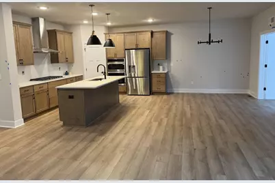 N74W17930  Mineral Dr, Menomonee Falls, WI 53051 - Photo 7