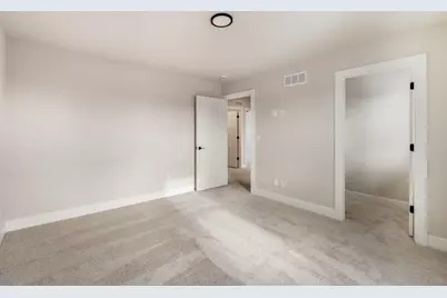 N74W17930  Mineral Dr, Menomonee Falls, WI 53051 - Photo 25