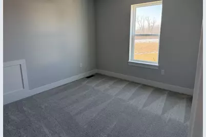 N73W17723  Mineral Dr, Menomonee Falls, WI 53051 - Photo 15