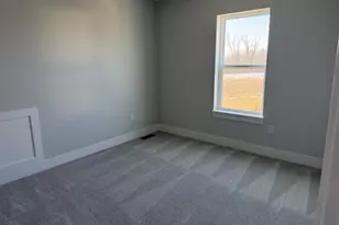 N73W17723 Mineral Dr, Menomonee Falls, WI 53051 - Photo 15