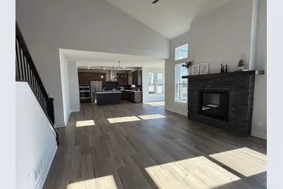 N73W17723  Mineral Dr, Menomonee Falls, WI 53051 - Photo 5