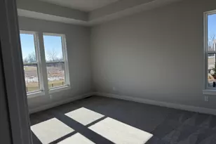 N73W17723 Mineral Dr, Menomonee Falls, WI 53051 - Photo 11