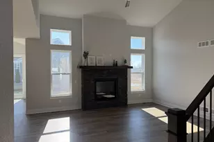 N73W17723 Mineral Dr, Menomonee Falls, WI 53051 - Photo 3