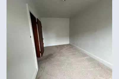 5219 S Lake Dr, Cudahy, WI 53110 - Photo 7