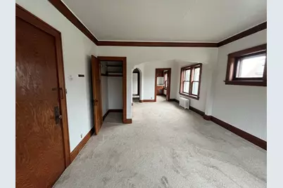 5219 S Lake Dr, Cudahy, WI 53110 - Photo 13