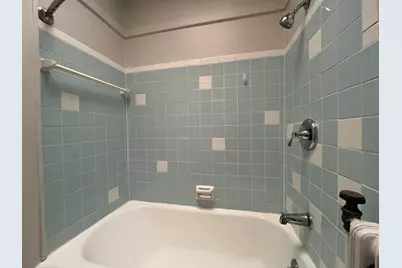 5219 S Lake Dr, Cudahy, WI 53110 - Photo 5