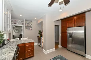 2804 N Grant Blvd, Milwaukee, WI 53210 - Photo 11