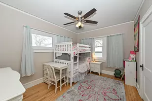 2804 N Grant Blvd, Milwaukee, WI 53210 - Photo 13