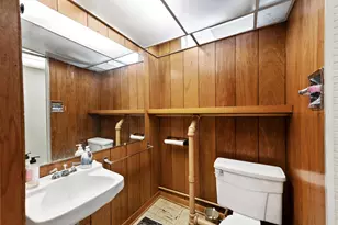 1922 W Mill Rd, Glendale, WI 53209 - Photo 31