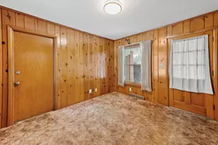 1922 W Mill Rd, Glendale, WI 53209 - Photo 15