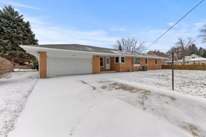 1922 W Mill Rd, Glendale, WI 53209 - Photo 33