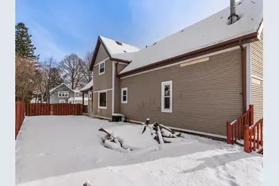 2418 S 7th St, Sheboygan, WI 53081 - Photo 29