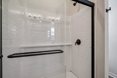 9628 S Sophia Ct, Franklin, WI 53132 - Photo 17