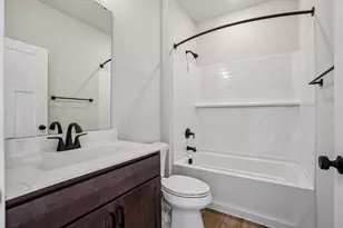 9628 S Sophia Ct, Franklin, WI 53132 - Photo 21