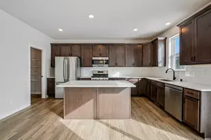 9628 S Sophia Ct, Franklin, WI 53132 - Photo 35