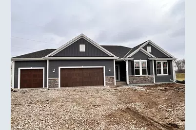 9628 S Sophia Ct, Franklin, WI 53132 - Photo 1