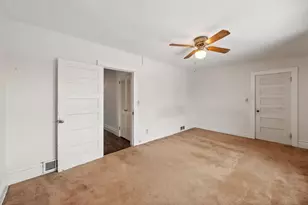 527 N Hartwell Ave, Waukesha, WI 53186 - Photo 25