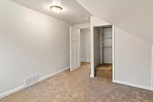 1335 N Hawley Rd, Milwaukee, WI 53208 - Photo 23