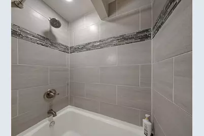 1735 S Oneida St, Green Bay, WI 54304 - Photo 19