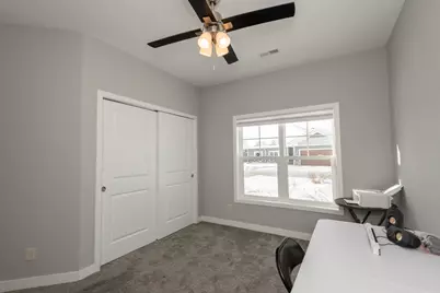 106  Phantom Lake Ct, Mukwonago, WI 53149 - Photo 39