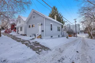 1118 S 13th St, Sheboygan, WI 53081 - Photo 1