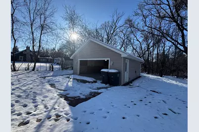 11736  231st Ct, Salem Lakes, WI 53179 - Photo 17