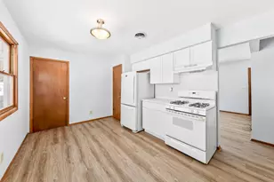 W207N17023 Parkview Dr, Jackson, WI 53037 - Photo 11