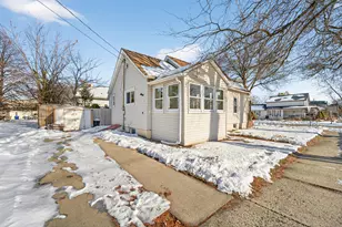 4324 8th Ave, Kenosha, WI 53140 - Photo 3