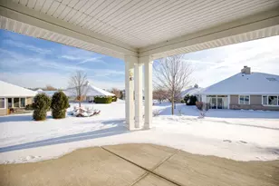 N78W17396 Wildwood Dr, Menomonee Falls, WI 53051 - Photo 33