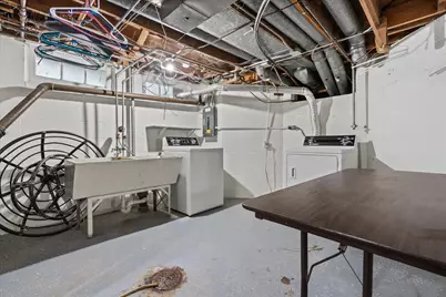 2640 S 78th St, West Allis, WI 53219 - Photo 17