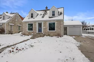 2640 S 78th St, West Allis, WI 53219 - Photo 3