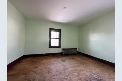 3826 E Cudahy Ave, Cudahy, WI 53110 - Photo 9