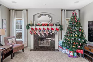 N72W7763 Harvest Ln, Cedarburg, WI 53012 - Photo 9