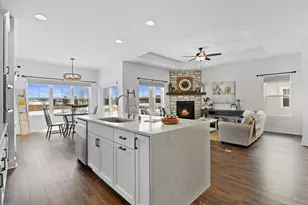 W252N6642 Aspen Ln, Sussex, WI 53089 - Photo 11